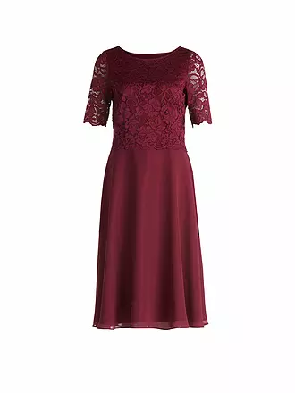 VERA MONT | Robe de soirée
Marque: VERA MONT
Couleur: bleu foncé
Catégories: Mode, Femme
Tags: Grandes tailles

Longueur des manches: Manches courtes
Encolure: Encolure arrondie
Matière: Polyester / Polyamide
Style & Occasion: Occasion
Style: Glamour
Détails: De | beere